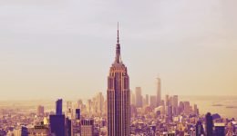 Incendio all’Empire State Building di New York: Fiamme Domate