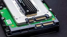 Vediamo le Differenze tra SSD M2 NVMe & SSD Standart