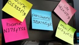 Come modificare la password di un altro utente in Windows 10