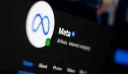 Facebook & WhatsApp; Cambio dei logo META