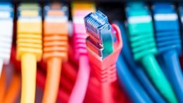 Velocità dei Cavi Ethernet e Quale Scegliere per la Fibra Ottica?