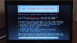 Risoluzione: ERROR: BIOS/LEGACY BOOT OF UEFI-ONLY MEDIA