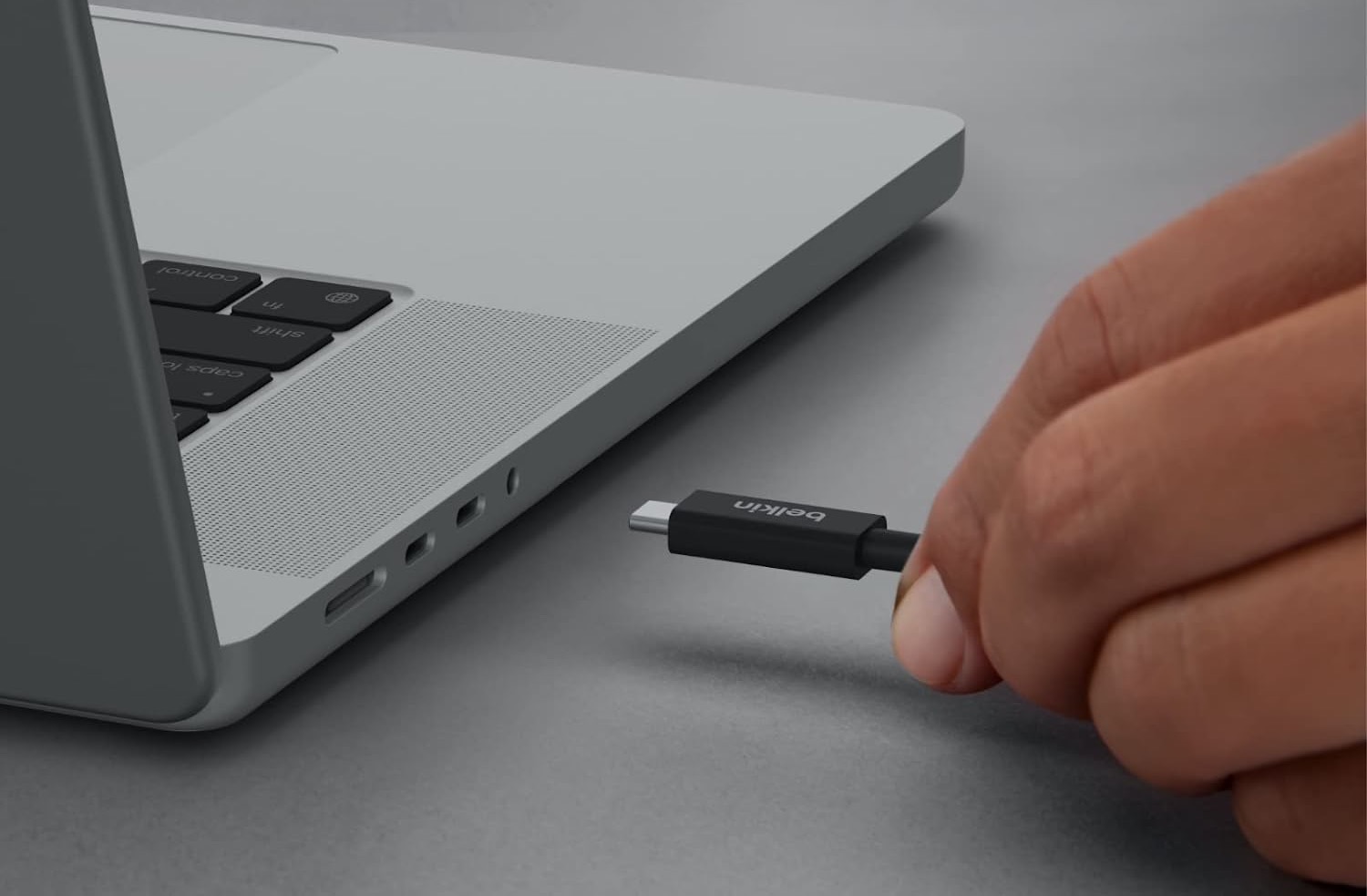 I migliori cavi USB-C per collegare MacBook Pro ai monitor